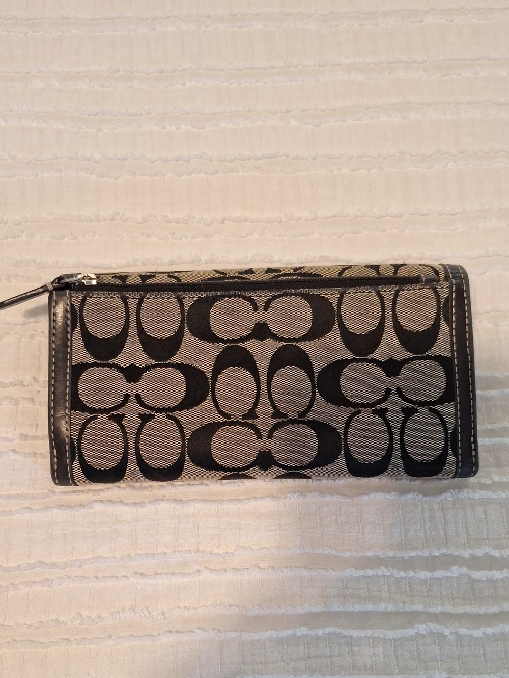 Coach Wallet - Picture 4 of 4